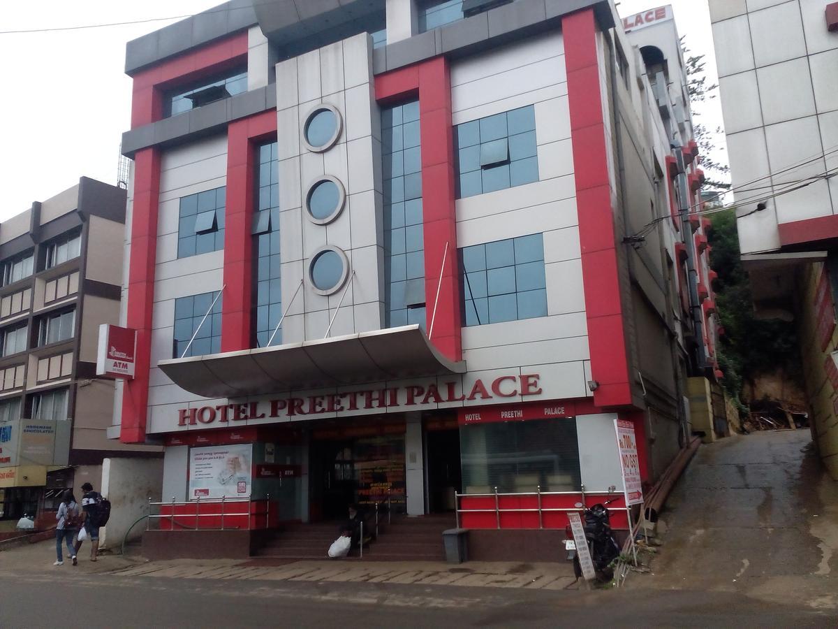 Hotel Preethi Palace Ooty Esterno foto