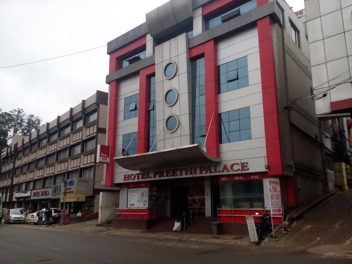 Hotel Preethi Palace Ooty Esterno foto